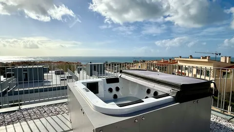 Luxury Townhouse "Ocean Garden" – Ocean View Residence in Carcavelos e Parede, Portugal — Lisboa, Cascais — 7