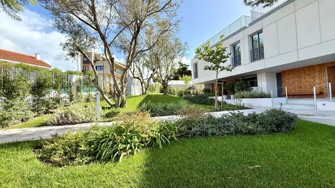 Luxury Townhouse "Ocean Garden" – Ocean View Residence in Carcavelos e Parede, Portugal — Lisboa, Cascais — 6
