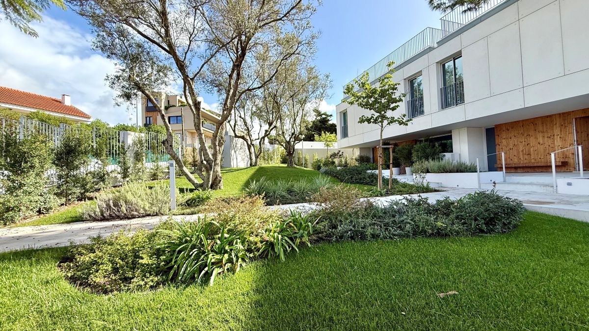 Luxury Townhouse "Ocean Garden" – Ocean View Residence in Carcavelos e Parede, Portugal — Lisboa, Cascais — 6