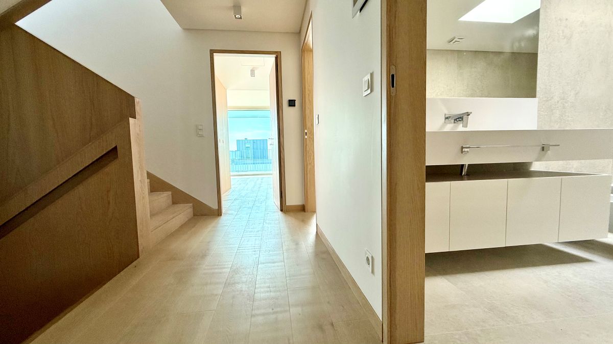 Luxury Townhouse "Ocean Garden" – Ocean View Residence in Carcavelos e Parede, Portugal — Lisboa, Cascais — 25