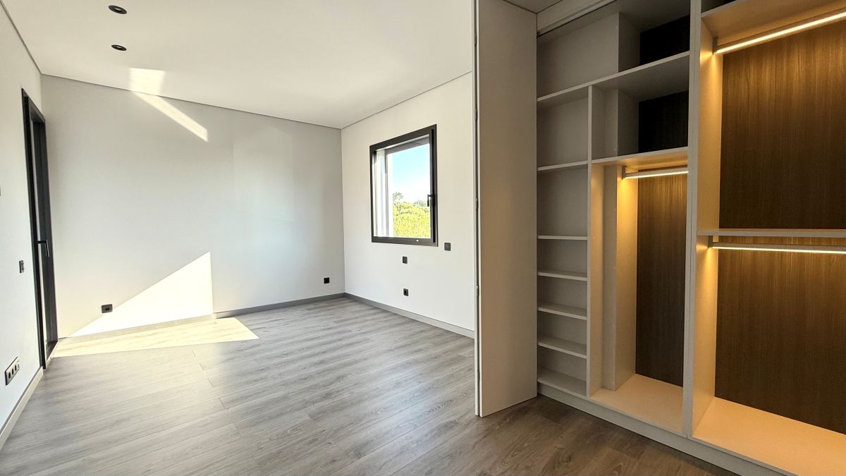 Luxury T4 Villa in Cascais, Portugal — Lisboa, Cascais — 10