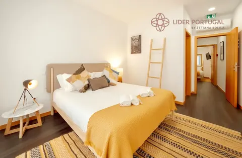 Active Rental Licensed Building – Investment Property in Porto, Portugal — Porto, Porto — 4