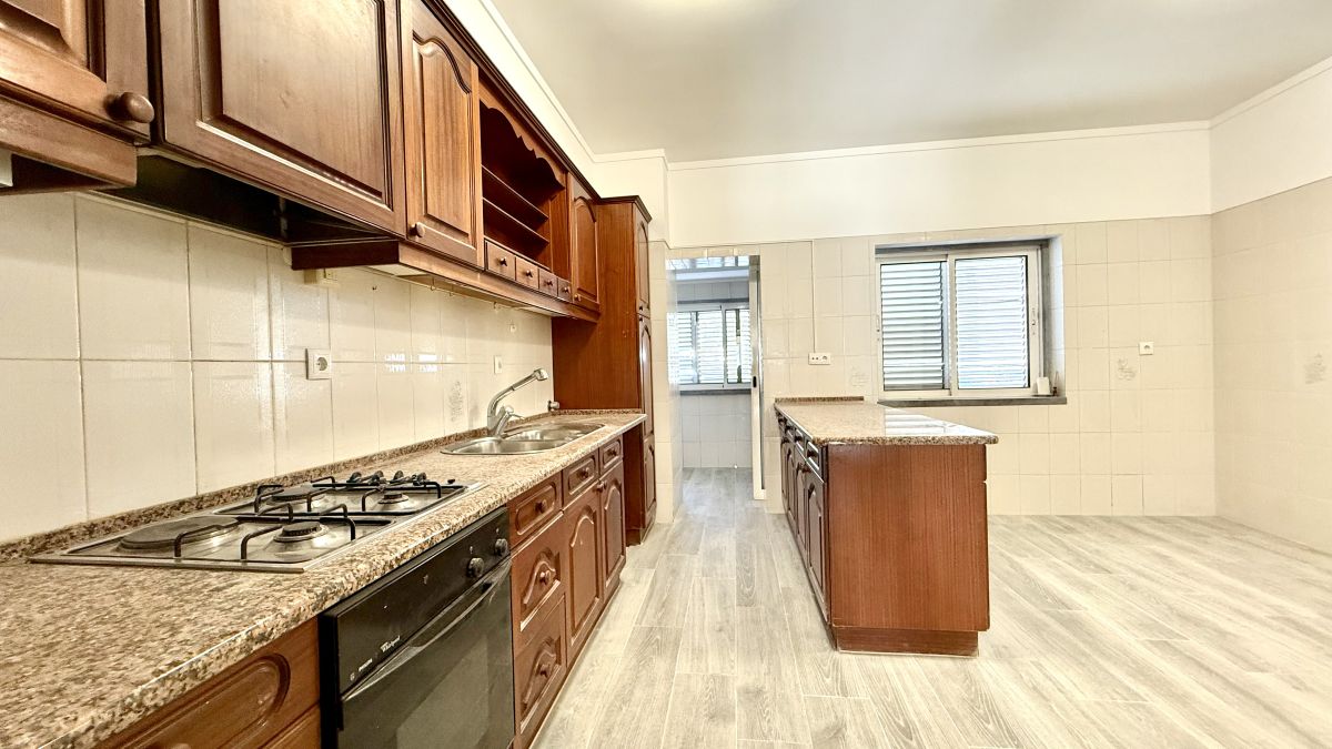T3 Apartment – São João do Estoril, Portugal  — Lisboa, Cascais — 8