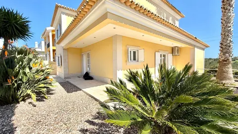 T4 Villa in Várzea de Sintra, Sintra, Portugal — Lisboa, Sintra — 2