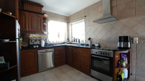 Coastal T3 Villa in Sintra, Portugal — Lisboa, Sintra — 18