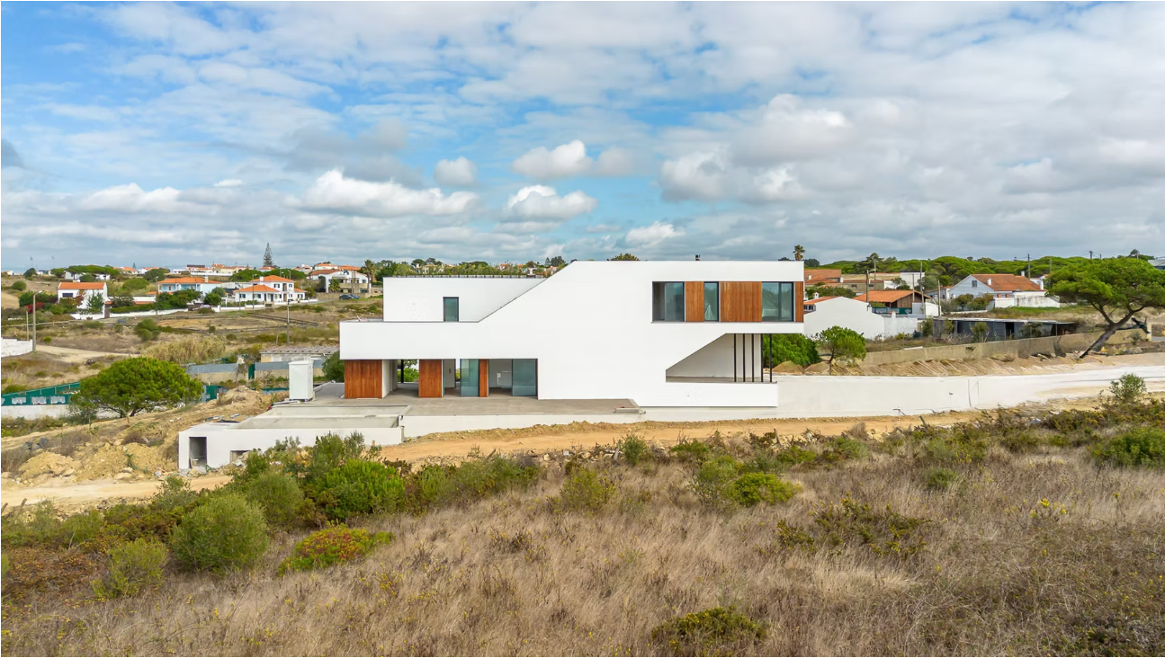 4-Bedroom Villa with Sea & Sintra Views in Magoito, Portugal  — Lisboa, Sintra — 8