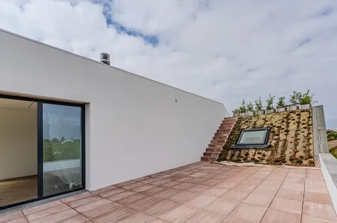 4-Bedroom Villa with Sea & Sintra Views in Magoito, Portugal  — Lisboa, Sintra — 19