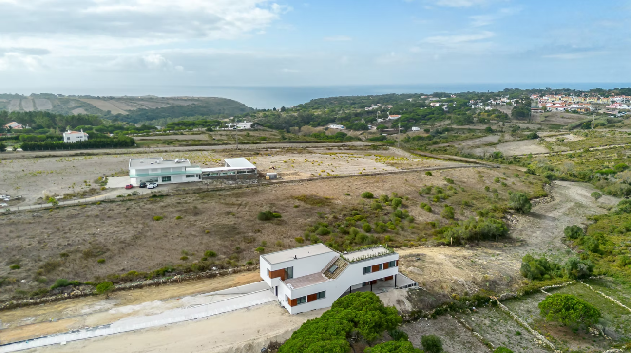 4-Bedroom Villa with Sea & Sintra Views in Magoito, Portugal  — Lisboa, Sintra — 20