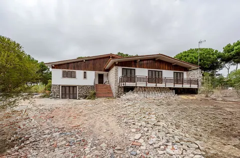 7-Bedroom Rustic Villa with Panoramic Serra Views for Sale in Banzao, Sintra — Lisboa, Sintra — 1