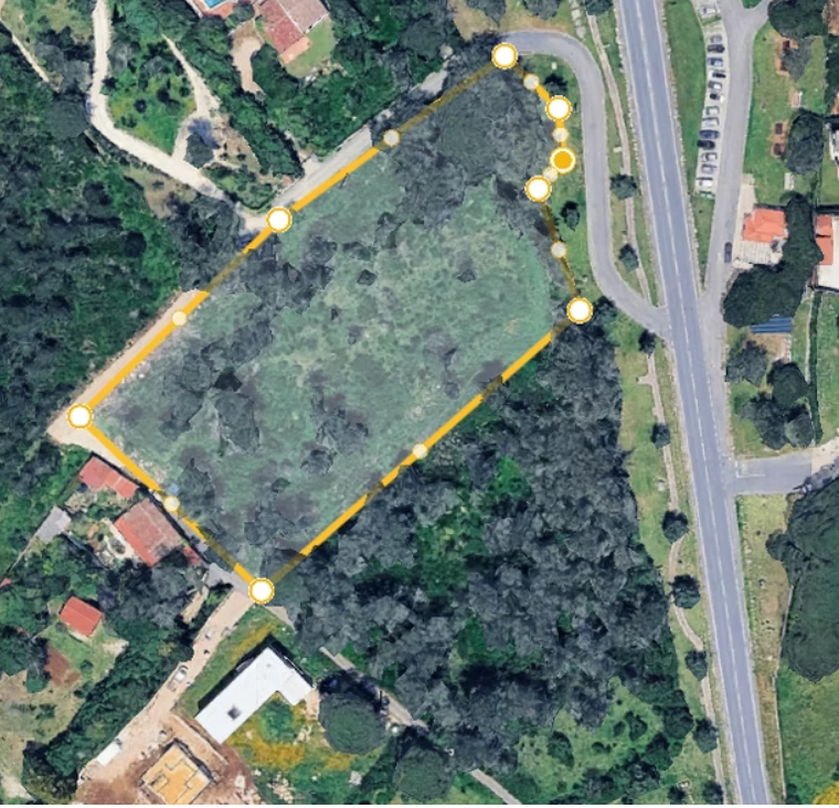 Urbanizable Plot with Pena Palace & Serra de Sintra Views  in Morelinho, Sintra — Price on Request — Lisboa, Sintra — 1