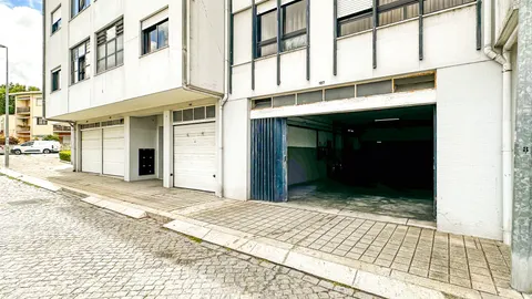4 Bedroom Apartment for Sale in Bonfim, Porto — Nova Sintra, Near Campanhã Station, Portugal — Porto, Porto — 21
